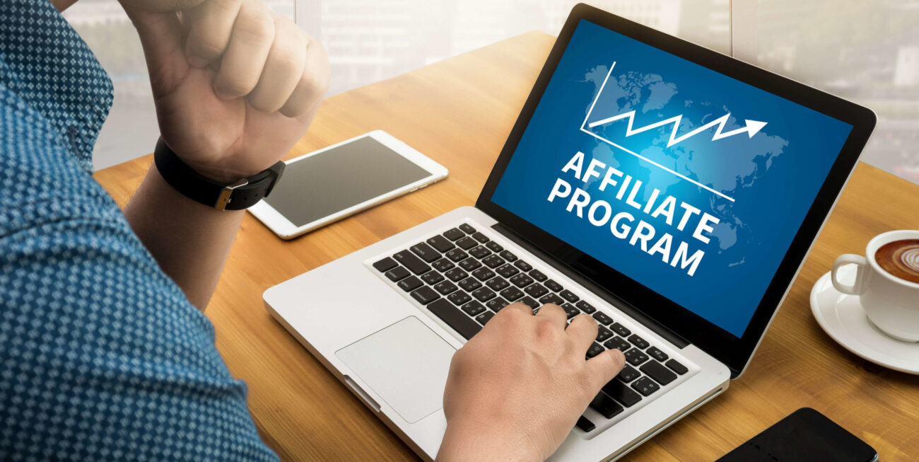 From Side Hustle to Six Figures: How Real People Turned Clicks into Clients with Affiliate Marketing